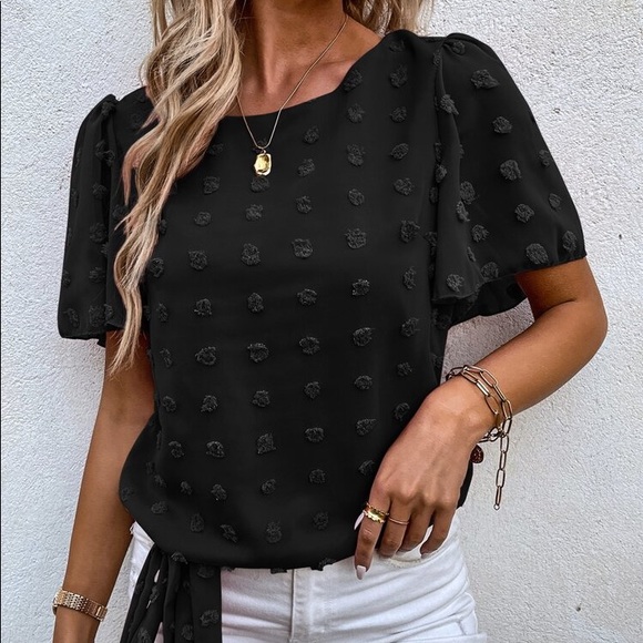 🖤 BOHO BLACK SIDE TIE DOTTED TOP! - Picture 2 of 7